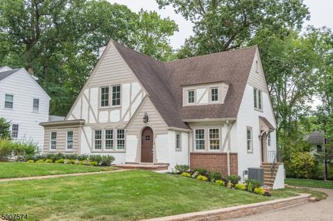 155 Maple St, Summit, NJ 07901 photo 22