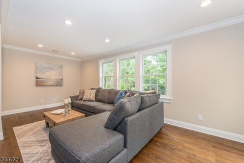 155 Maple St, Summit, NJ 07901 photo 5