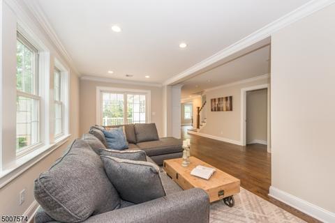 155 Maple St, Summit, NJ 07901 photo 6