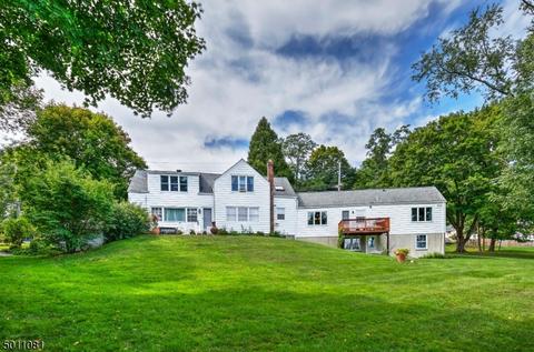 9 Cold Hill Rd, Mendham, NJ 07945 photo 2