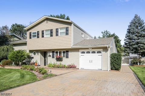 26 Sycamore Ter, Springfield, NJ 07081 photo 2
