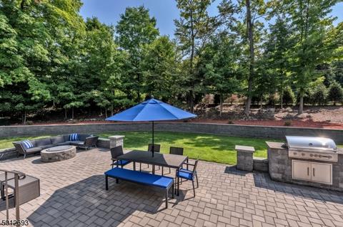 5 Massola Dr, Wayne, NJ 07470 photo 24