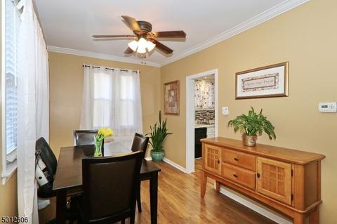 586 Mountainview Dr, North Plainfield, NJ 07063 photo 7