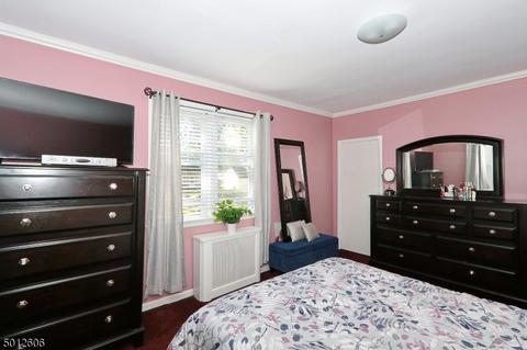 586 Mountainview Dr, North Plainfield, NJ 07063 photo 15
