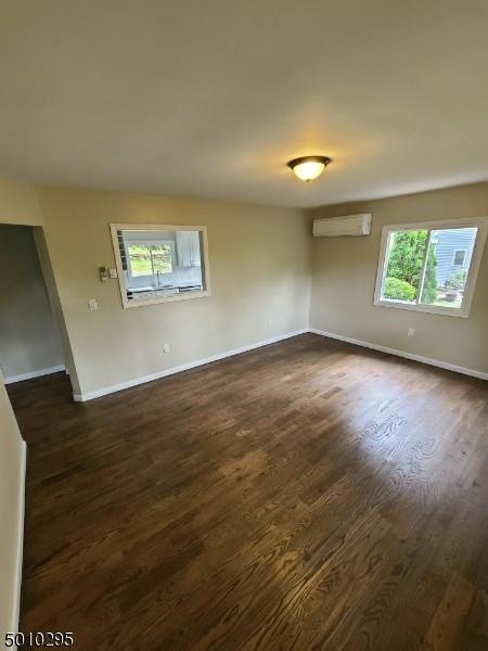10 Roger Ave, Wanaque Boro, NJ 07420 photo 2