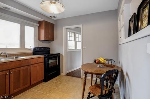 31 Mountain Ave, Berkeley Heights, NJ 07922 photo 7