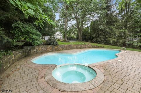 79 Beekman Rd, Summit, NJ 07901 photo 2