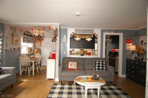 13 Willow St, Mount Arlington, NJ 07856 photo 9
