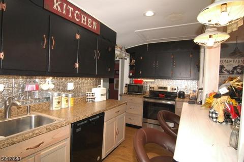 13 Willow St, Mount Arlington, NJ 07856 photo 13
