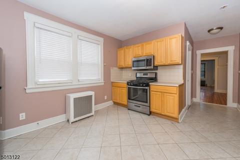 144 Baldwin St, Bloomfield, NJ 07003 photo 6