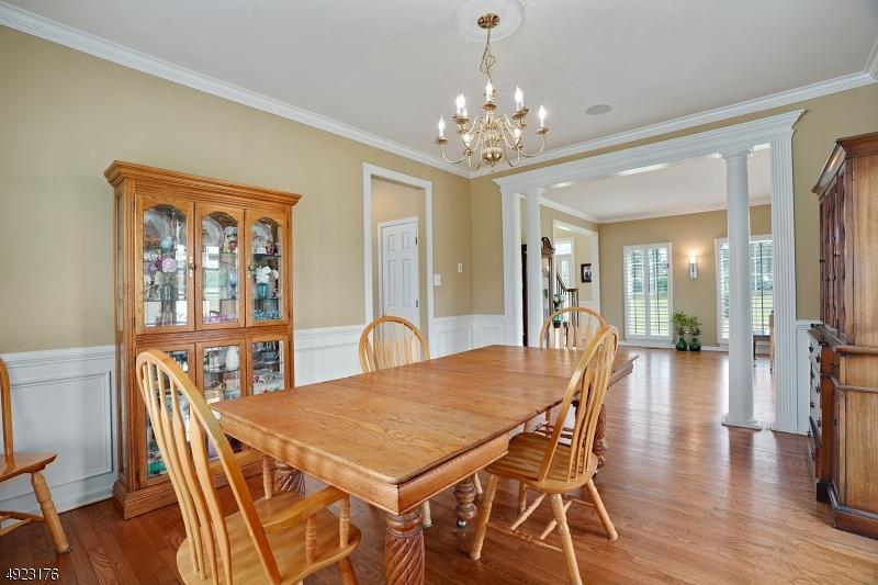  12 Surrey Way, Pittstown, NJ 08867 photo 4