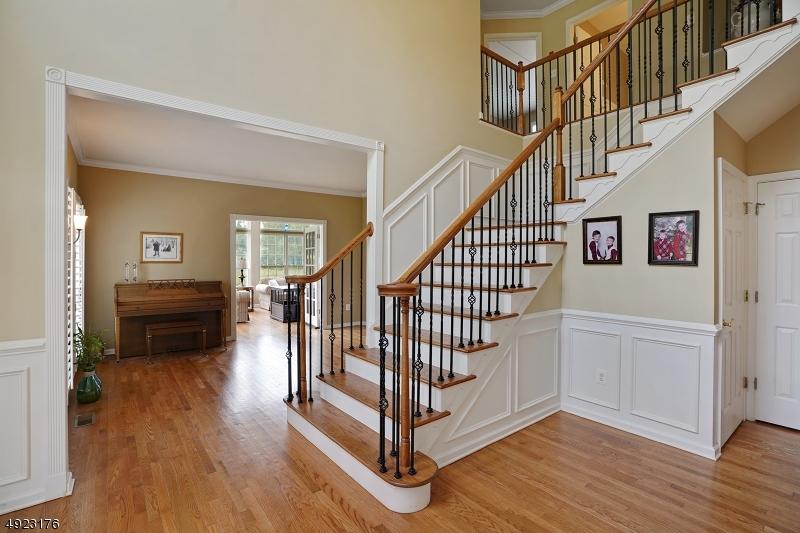  12 Surrey Way, Pittstown, NJ 08867 photo 3