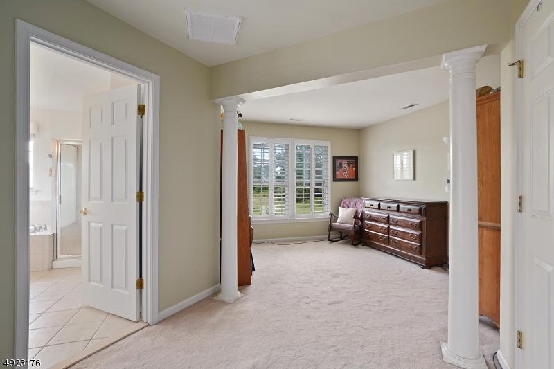  12 Surrey Way, Pittstown, NJ 08867 photo 14