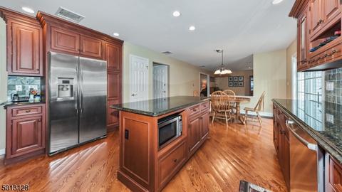 3 Timberline Dr, Wayne, NJ 07470 photo 7