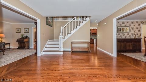 3 Timberline Dr, Wayne, NJ 07470 photo 3