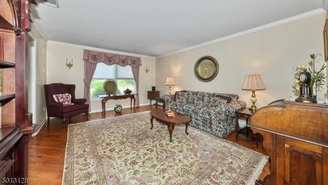 3 Timberline Dr, Wayne, NJ 07470 photo 4