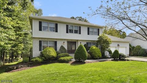 3 Timberline Dr, Wayne, NJ 07470 photo 2