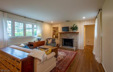 129 High St, Randolph, NJ 07869 photo 2