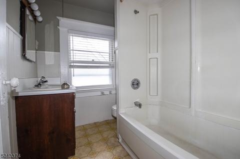 4 Francis Pl, Montclair, NJ 07042 photo 18