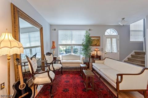 54 Pheasant Brook Ct, Bedminster, NJ 07921 photo 8