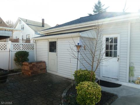 581 Carlyle Pl, Union, NJ 07083 photo 4