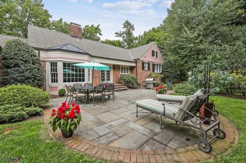 119 Wild Hedge Ln, Mountainside, NJ 07092 photo 3