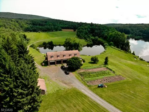 128 Mohican Rd, Blairstown, NJ 07825