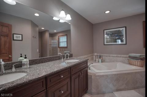 18 Ramapo Trl, Somerville, NJ 08876 photo 12