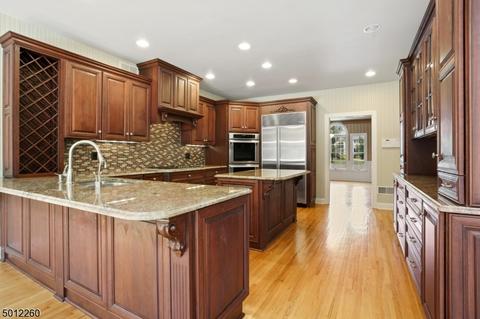 4 Evergreen Ct, Warren, NJ 07059 photo 8