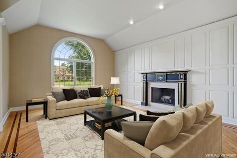 4 Evergreen Ct, Warren, NJ 07059 photo 3