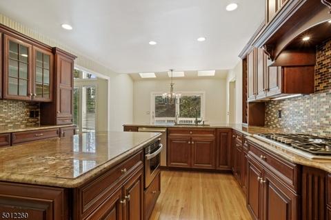 4 Evergreen Ct, Warren, NJ 07059 photo 9