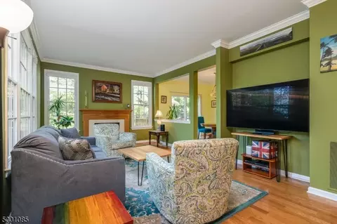1 Hickory Ct, Clinton, NJ 08809 photo 2
