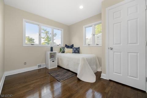 1646 Earl St, Union, NJ 07083 photo 17