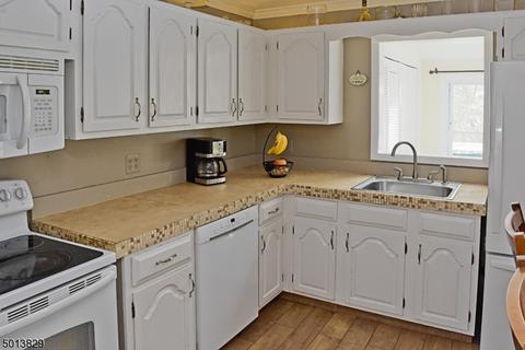 36 Sunset Trl, Sparta, NJ 07871 photo 7