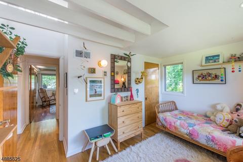 235 Van Winkle Ave, Nutley, NJ 07110 photo 18