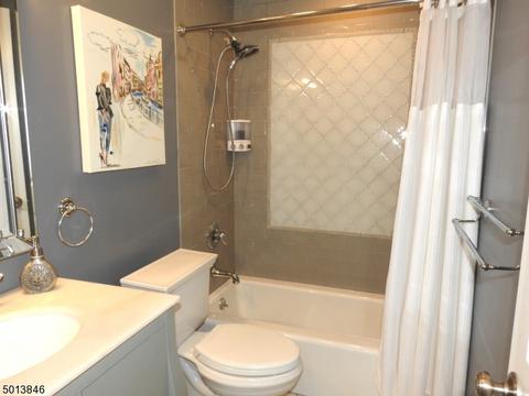 13 Crescent Rd, Wayne, NJ 07470 photo 4