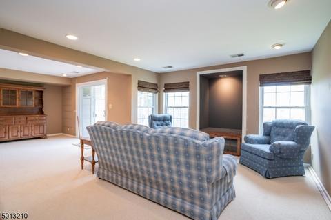 247 Long Meadow Rd, Bedminster, NJ 07921 photo 18