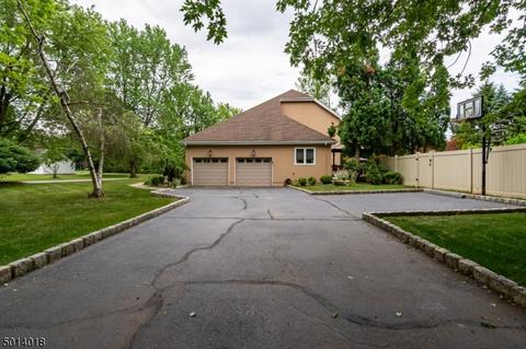 1 Tudor Pl, Randolph, NJ 07869 photo 3