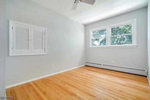 180 Acorn Dr, Clark, NJ 07066 photo 18