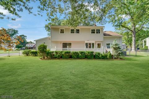 180 Acorn Dr, Clark, NJ 07066 photo 20