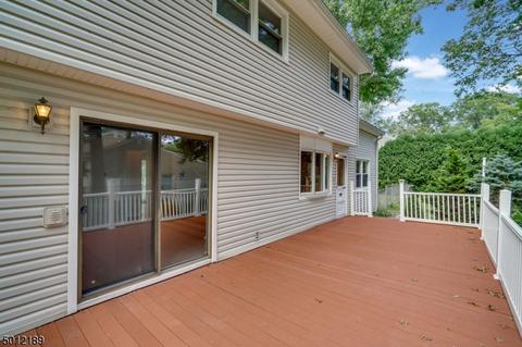 180 Acorn Dr, Clark, NJ 07066 photo 21