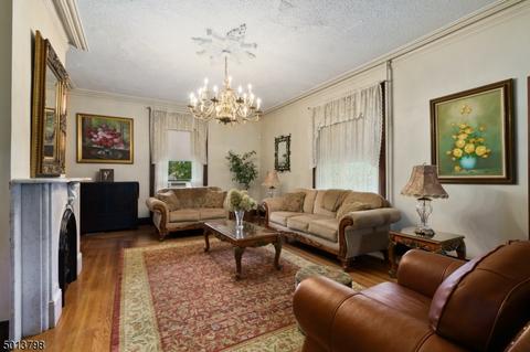 52 N Main St, Hackettstown, NJ 07840 photo 6