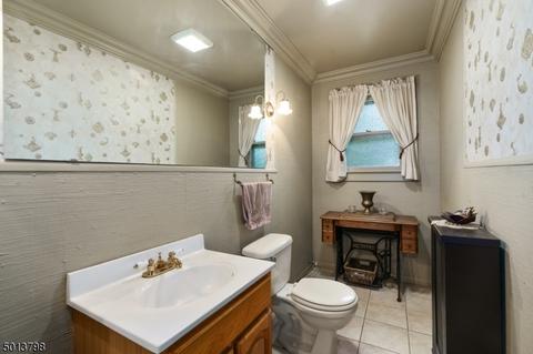 52 N Main St, Hackettstown, NJ 07840 photo 8