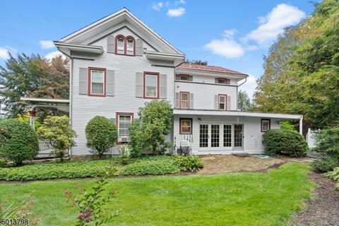 52 N Main St, Hackettstown, NJ 07840 photo 2