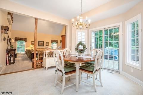 14 Sutton Farm Rd, Flemington, NJ 08822 photo 11