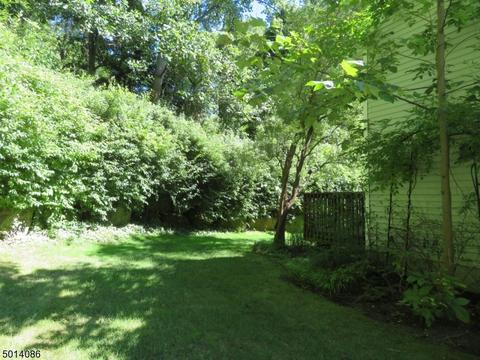 143 Wingate Dr, Hackettstown, NJ 07840 photo 5