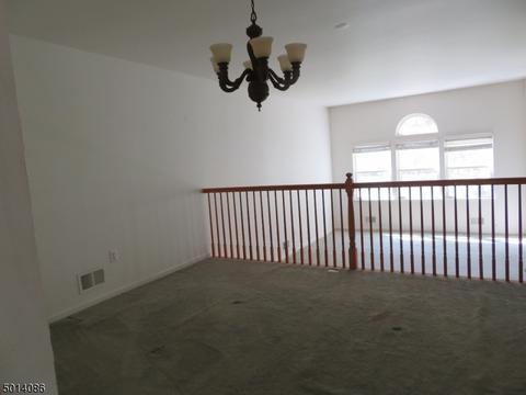 143 Wingate Dr, Hackettstown, NJ 07840 photo 16