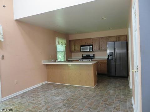 143 Wingate Dr, Hackettstown, NJ 07840 photo 8