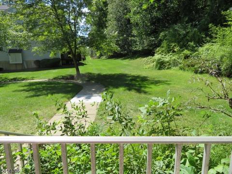 143 Wingate Dr, Hackettstown, NJ 07840 photo 4