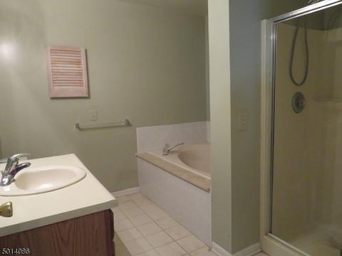 143 Wingate Dr, Hackettstown, NJ 07840 photo 18